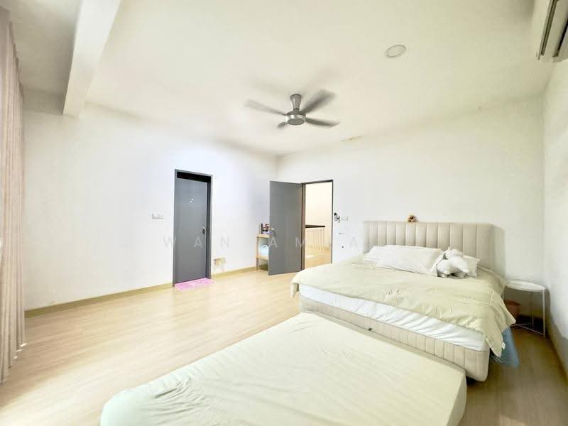 Rumah Teres 2-Tingkat untuk Dijual di Bandar Baru Enstek (Bandar Enstek) - Wan Amjad - Bedroom - PropertyGuru.com.my