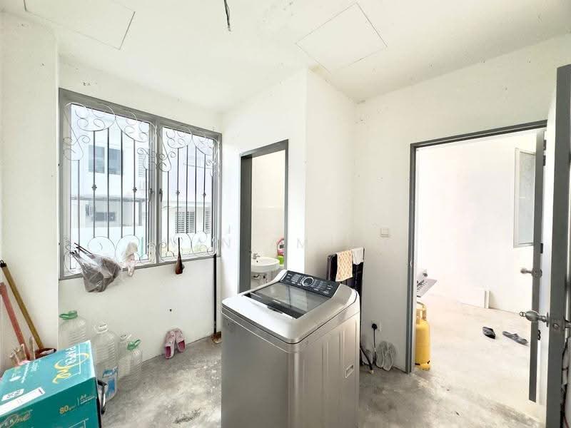 Rumah Teres 2-Tingkat untuk Dijual di Bandar Baru Enstek (Bandar Enstek) - Wan Amjad - Interior - PropertyGuru.com.my