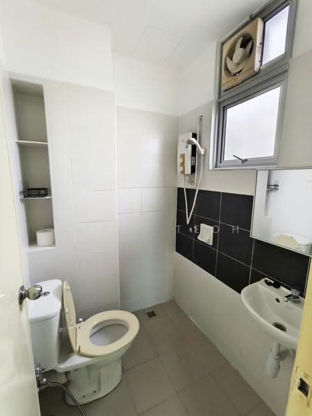 Pangsapuri untuk Disewa di Idaman Iris - Bosco Teoh - Bathroom - PropertyGuru.com.my