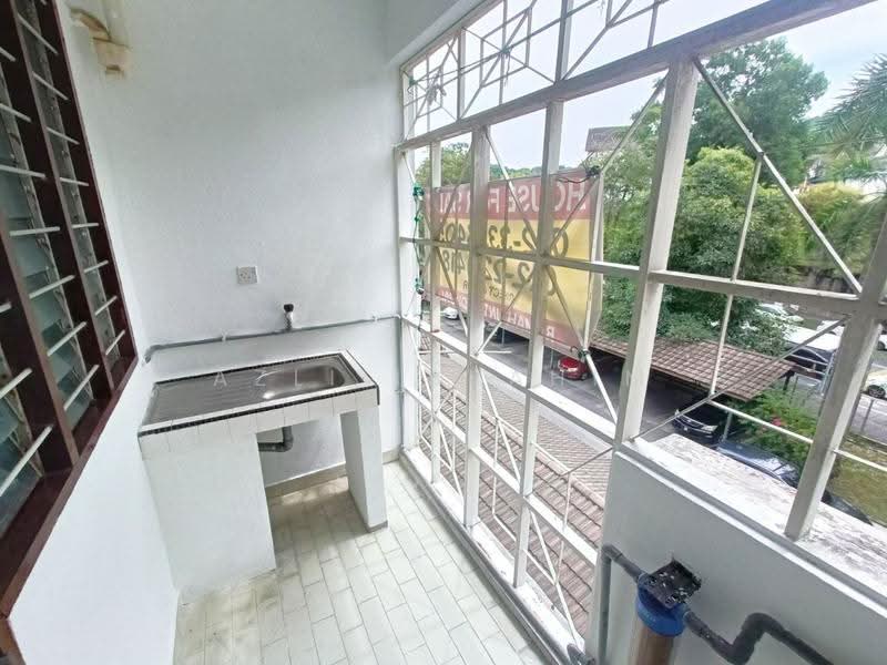 Kondominium untuk Dijual di Sri Ayu - Azli Ibrahim - Balcony - PropertyGuru.com.my