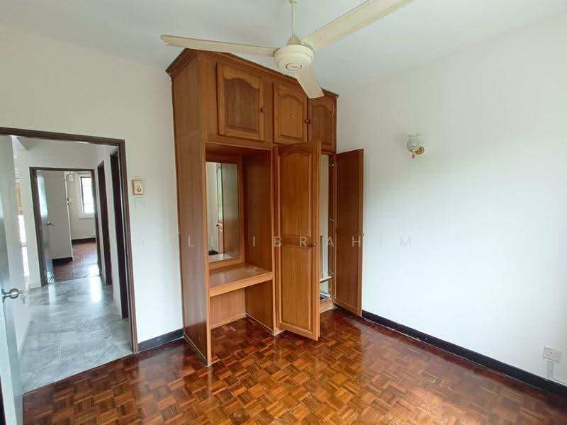 Kondominium untuk Dijual di Sri Ayu - Azli Ibrahim - Bedroom - PropertyGuru.com.my