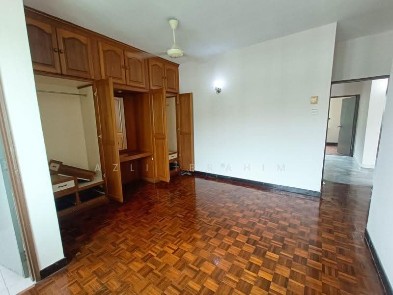 Kondominium untuk Dijual di Sri Ayu - Azli Ibrahim - Bedroom - PropertyGuru.com.my