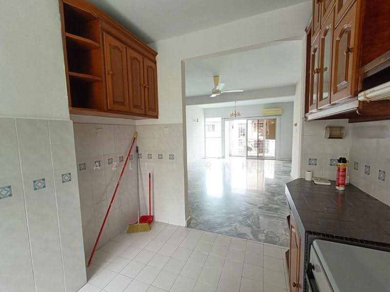 Kondominium untuk Dijual di Sri Ayu - Azli Ibrahim - Kitchen - PropertyGuru.com.my