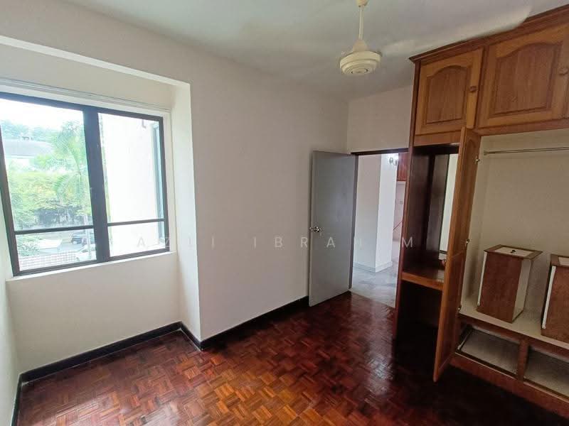 Kondominium untuk Dijual di Sri Ayu - Azli Ibrahim - Bedroom - PropertyGuru.com.my