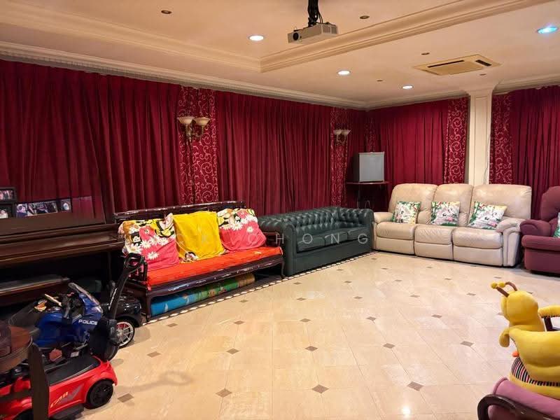 Karaoke Room