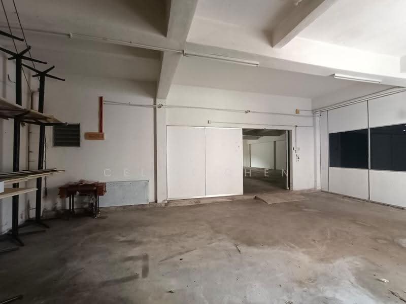 Shop / Office for Rent in Taman Merdeka (Batu Berendam) - Celine Chen - Interior - PropertyGuru.com.my