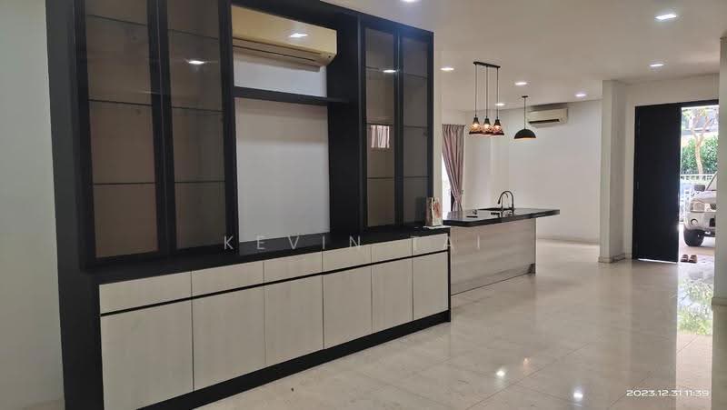 Semi-Detached House for Rent in Lake Fields (Sungai Besi) - KEVIN TAI - PropertyGuru.com.my
