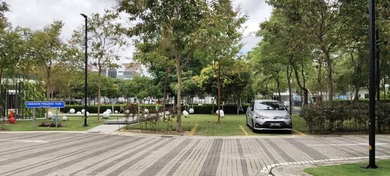 Semi-Detached House for Rent in Lake Fields (Sungai Besi) - KEVIN TAI - PropertyGuru.com.my