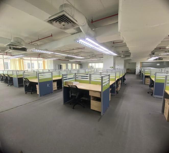 Open space work stations