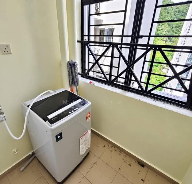 Kondominium untuk Disewa di Puncak Banyan - MiQi Lim - Balcony - PropertyGuru.com.my