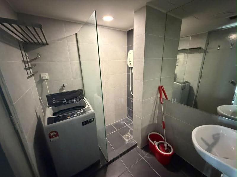 Kediaman Servis untuk Disewa di 38 Bidara Condominium - Samantha Sun - Bathroom - PropertyGuru.com.my