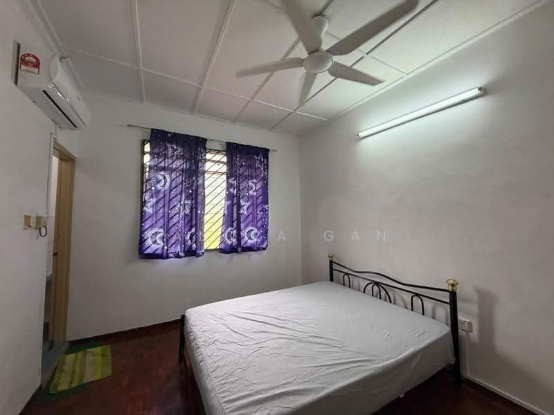 Rumah Teres 2-Tingkat untuk Disewa di Permas Jaya (Johor) - Sandra Gan - Bedroom - PropertyGuru.com.my