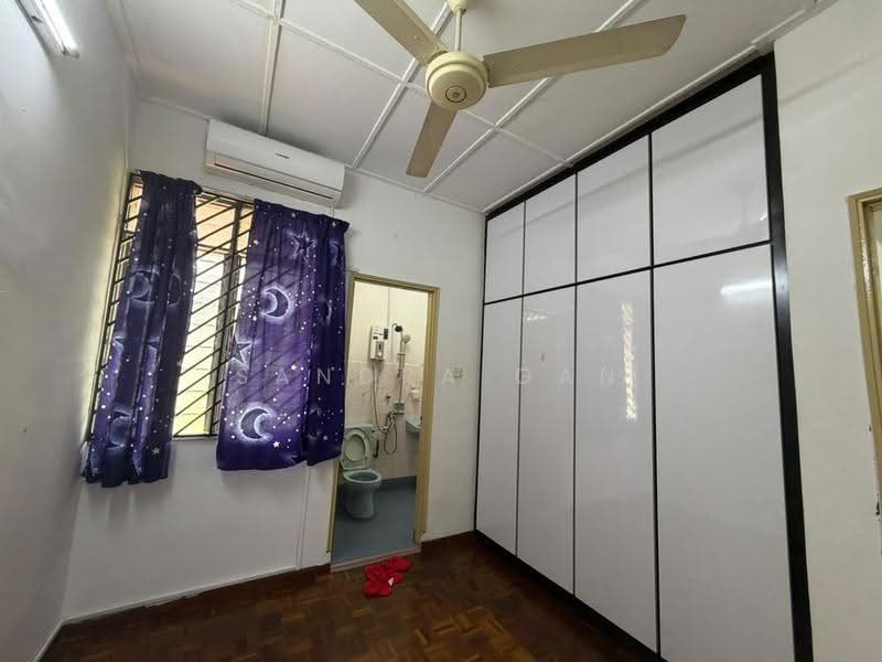 Rumah Teres 2-Tingkat untuk Disewa di Permas Jaya (Johor) - Sandra Gan - Bedroom - PropertyGuru.com.my