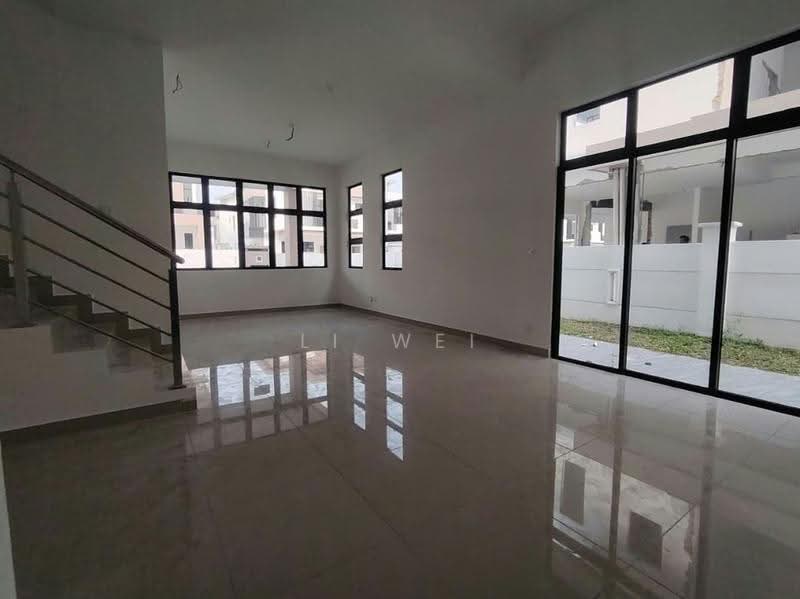 Rumah Kluster untuk Disewa di Taman Pulai Bestari (Skudai) - Li Wei - Living Room - PropertyGuru.com.my