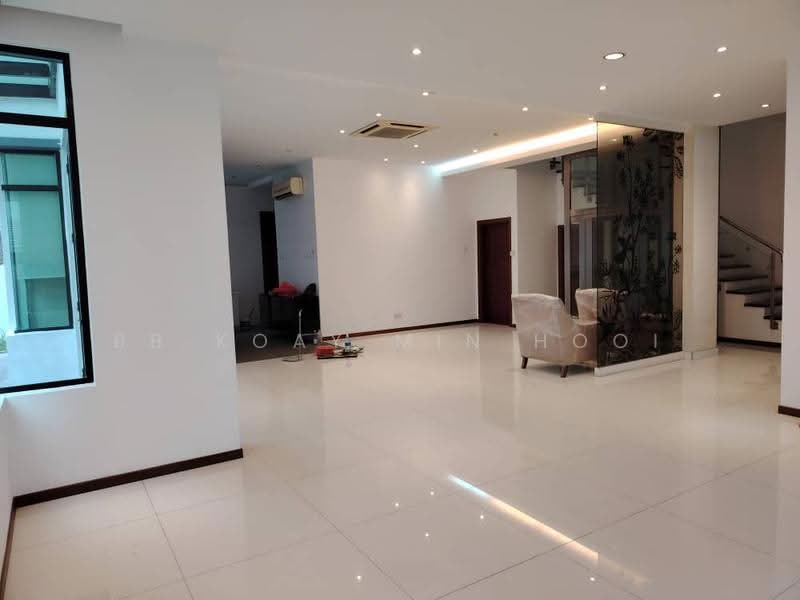 Townhouse for Sale in Ampang (Selangor) - BB Koay Min Hooi - Living Room - PropertyGuru.com.my