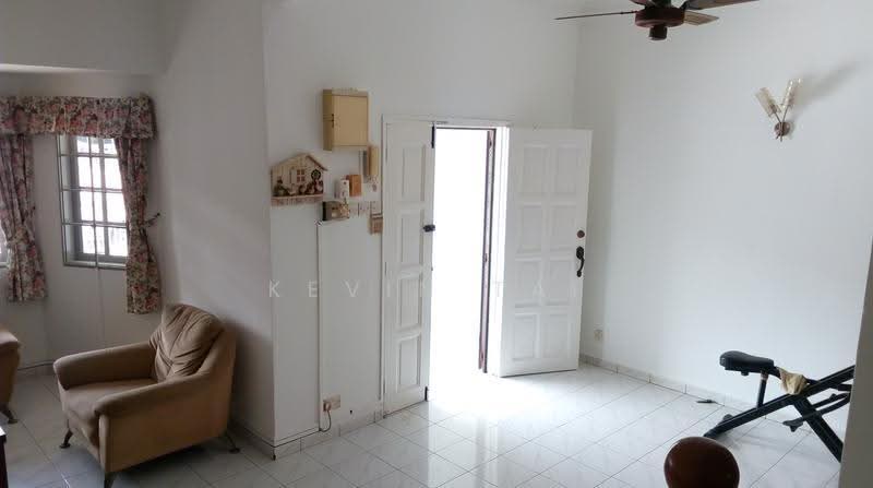 Rumah Teres 2-Tingkat untuk Disewa di SS12 (Subang Jaya) - KEVIN TAI - Living Room - PropertyGuru.com.my