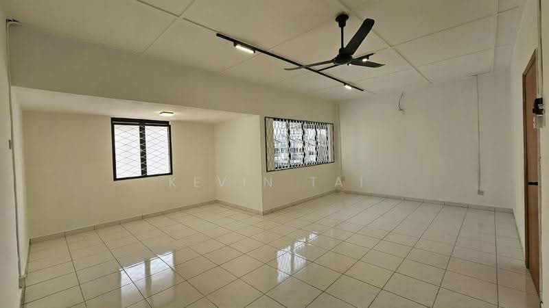 Rumah Teres 2-Tingkat untuk Disewa di SS12 (Subang Jaya) - KEVIN TAI - Living Room - PropertyGuru.com.my