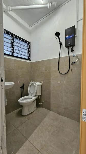 Rumah Teres 2-Tingkat untuk Disewa di SS12 (Subang Jaya) - KEVIN TAI - Bathroom - PropertyGuru.com.my