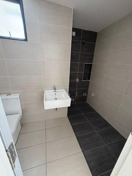 2-storey Terraced House for Sale in Rawang (Selangor) - Samantha Sun - Bathroom - PropertyGuru.com.my