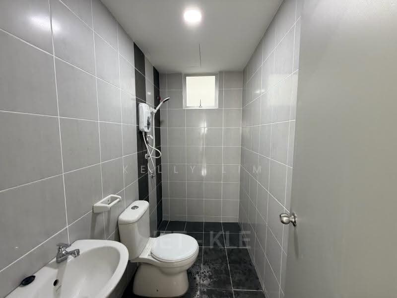Rumah Flat untuk Disewa di Idaman Cahaya 2 - Kelly Lim - Bathroom - PropertyGuru.com.my