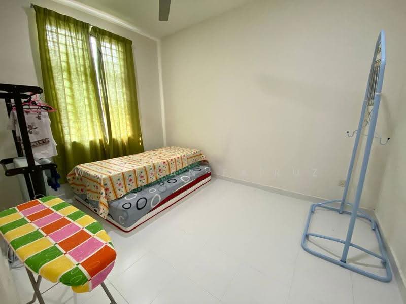 Bungalow House for Sale in Mahkota Hills (Lenggeng) - Wadihan Fairuz - Bedroom - PropertyGuru.com.my