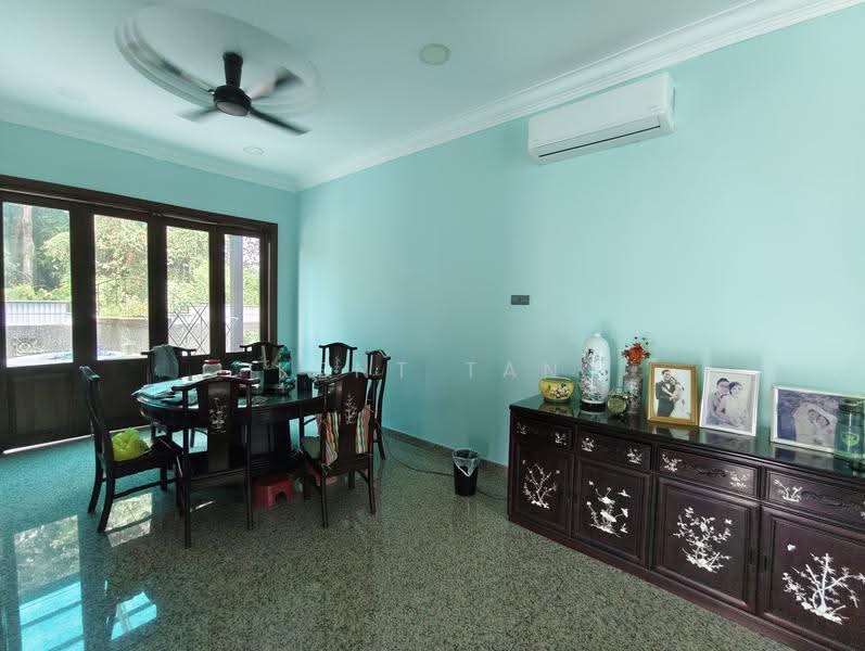 Bungalow House for Sale in Taman Equine (Seri Kembangan) - Kent Tan - Dining Room - PropertyGuru.com.my