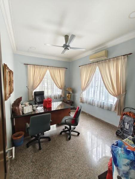 Bungalow House for Sale in Taman Equine (Seri Kembangan) - Kent Tan - Study - PropertyGuru.com.my