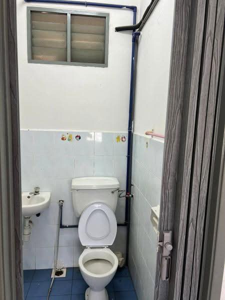 Pangsapuri untuk Disewa di Taman Jubilee Phase 5 - Janice Ooi - Bathroom - PropertyGuru.com.my