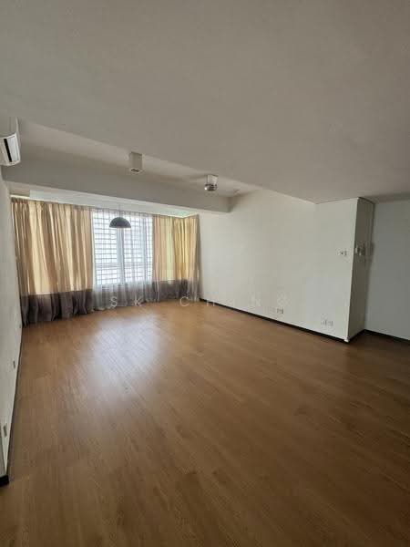 Kediaman Servis untuk Dijual di i-Zen @ Kiara 2 - SK Ching - Living Room - PropertyGuru.com.my