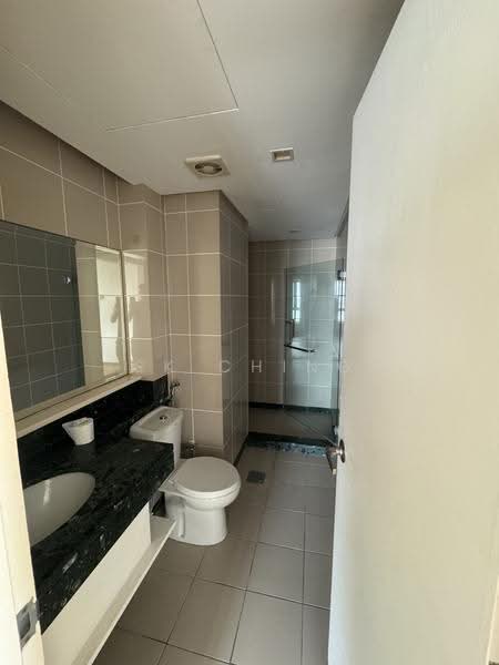 Kediaman Servis untuk Dijual di i-Zen @ Kiara 2 - SK Ching - Bathroom - PropertyGuru.com.my