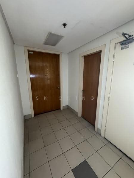 Kediaman Servis untuk Dijual di i-Zen @ Kiara 2 - SK Ching - Corridor - PropertyGuru.com.my