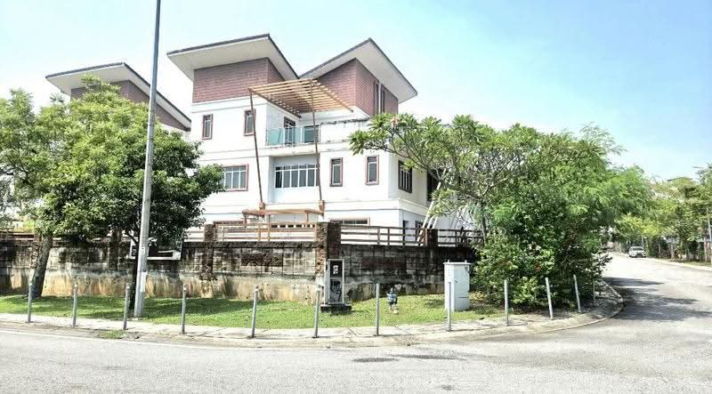 2.5-storey Terraced House for Sale in Taman Desa Alam (Shah Alam) - Abdul Qadir - PropertyGuru.com.my