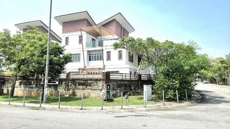 2.5-storey Terraced House for Sale in Taman Desa Alam (Shah Alam) - Abdul Qadir - PropertyGuru.com.my