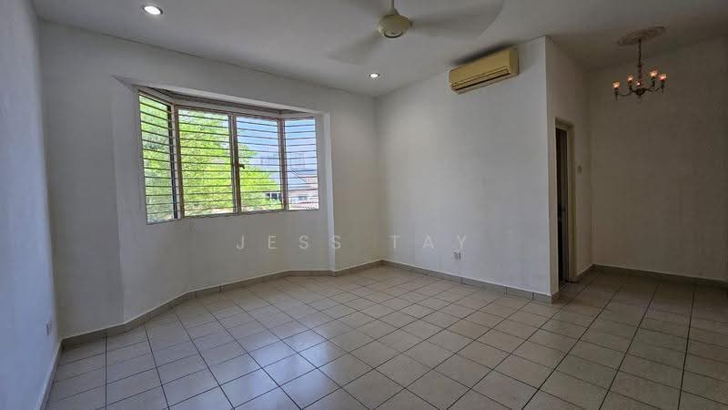 2-storey Terraced House for Rent in Alam Damai (Cheras) - Jess Tay - Living Room - PropertyGuru.com.my