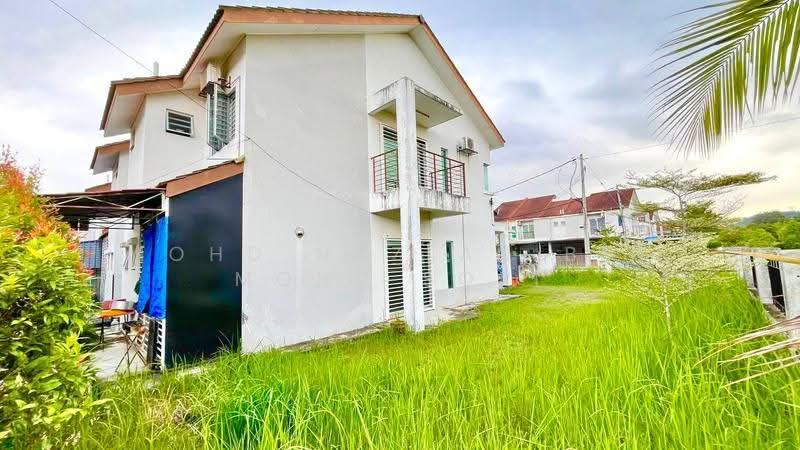 2-storey Terraced House for Sale in Alam Suria (Puncak Alam) - Mohd Hazlan bin Mohd Sopi - Exterior - PropertyGuru.com.my