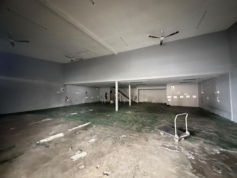 Factory for Rent in Batu Caves (Selangor) - See Hui Tan - Interior - PropertyGuru.com.my