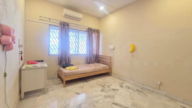 2-storey Terraced House for Sale in Taman Connaught (Cheras) - Yuk Hoong Chong - Bedroom - PropertyGuru.com.my
