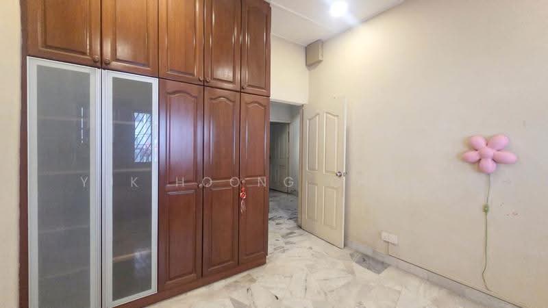 2-storey Terraced House for Sale in Taman Connaught (Cheras) - Yuk Hoong Chong - Bedroom - PropertyGuru.com.my