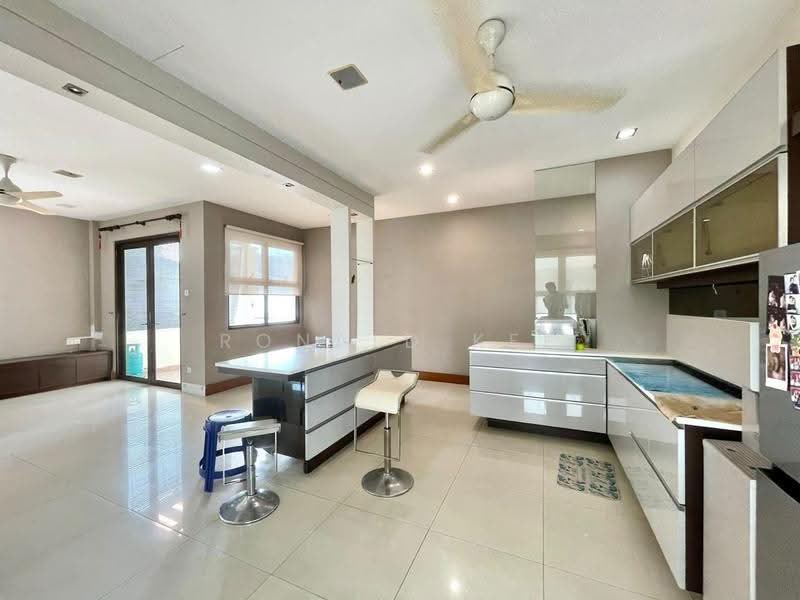 Rumah Banglo untuk Dijual di Batu Uban (Gelugor) - Ronald Kee - Kitchen - PropertyGuru.com.my
