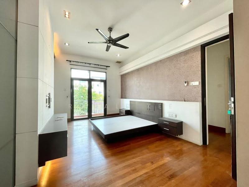 Rumah Banglo untuk Dijual di Batu Uban (Gelugor) - Ronald Kee - Bedroom - PropertyGuru.com.my