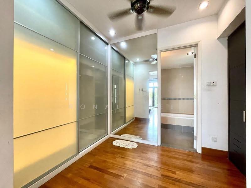 Rumah Banglo untuk Dijual di Batu Uban (Gelugor) - Ronald Kee - Bedroom - PropertyGuru.com.my