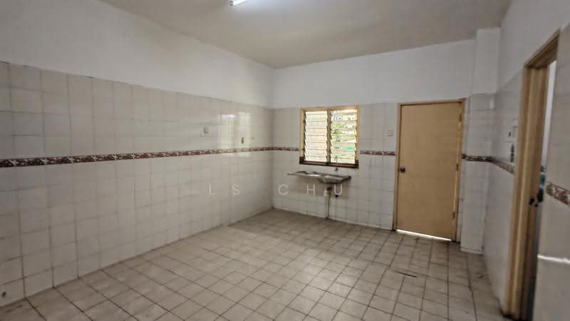 Terraced House for Sale in Kota Kemuning (Shah Alam) - LS Chu - Kitchen - PropertyGuru.com.my