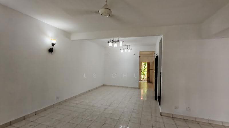 Terraced House for Sale in Kota Kemuning (Shah Alam) - LS Chu - Living Room - PropertyGuru.com.my