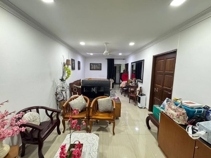 Rumah Teres 1-Tingkat untuk Dijual di Kelana Jaya (Petaling Jaya) - Shiqin Saidin - Living Room - PropertyGuru.com.my