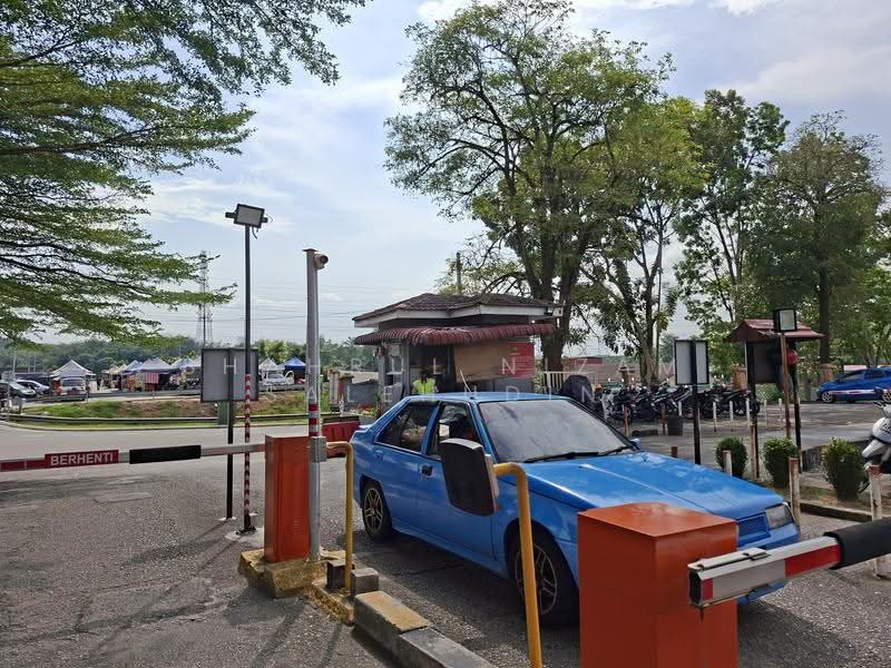 Apartment for Sale at Mawar Apartment - Shahrul Nizam Salehudin - PropertyGuru.com.my