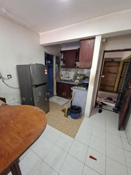 Apartment for Sale at Mawar Apartment - Shahrul Nizam Salehudin - Kitchen - PropertyGuru.com.my