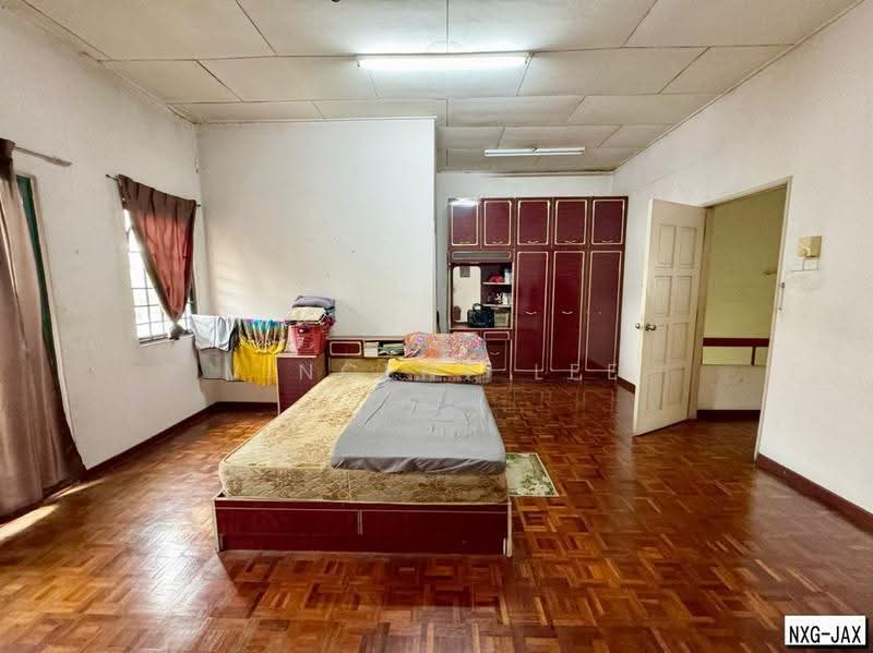 2-storey Terraced House for Sale in Bandar Baru Klang (Klang) - Vincent Lee - Bedroom - PropertyGuru.com.my