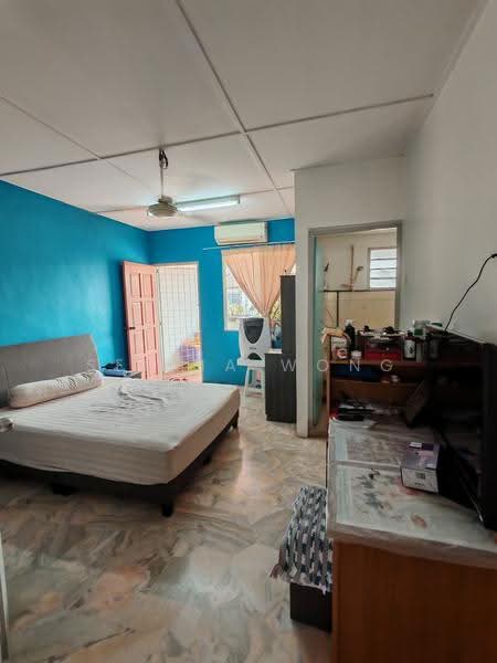 Rumah Teres 2-Tingkat untuk Dijual di Taman Lapangan Permai (Ipoh) - Selina Wong - Bedroom - PropertyGuru.com.my