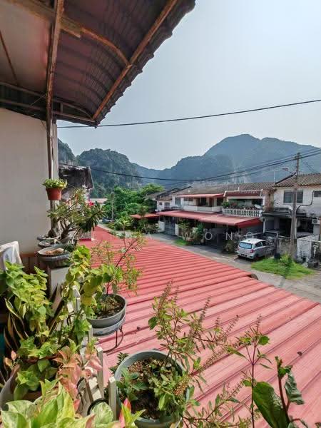 Rumah Teres 2-Tingkat untuk Dijual di Taman Lapangan Permai (Ipoh) - Selina Wong - Exterior - PropertyGuru.com.my