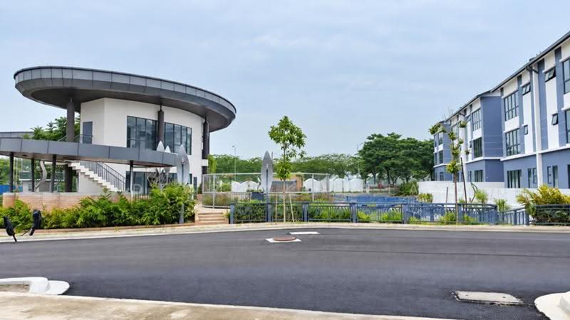 Bungalow House for Sale in Kwasa Damansara (Sungai Buloh) - Derrick Chia - Exterior - PropertyGuru.com.my